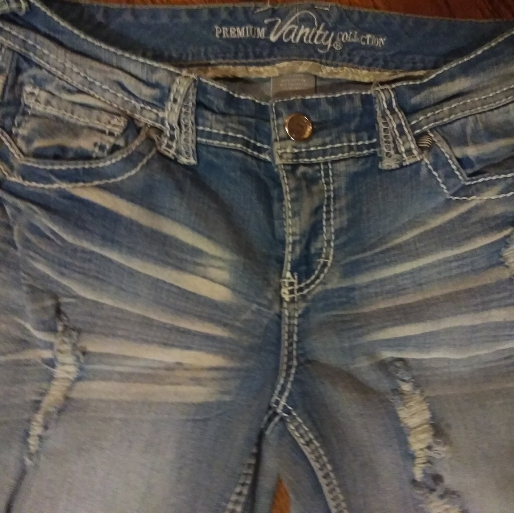 Vanity capris